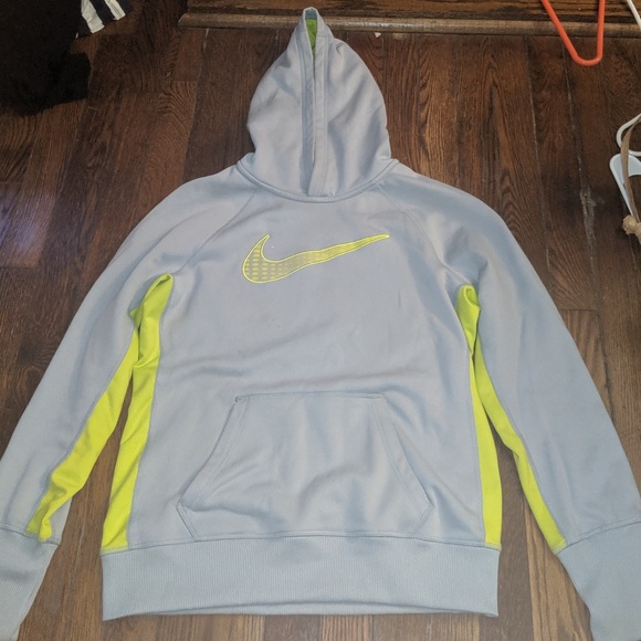 Nike Sweatshirt - Picture 1 of 1